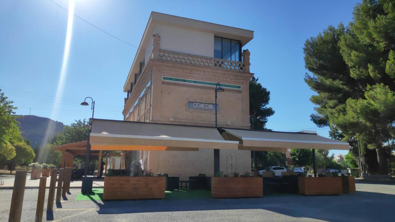 Albergue La Estacion เซฮิน ภายนอก รูปภาพ