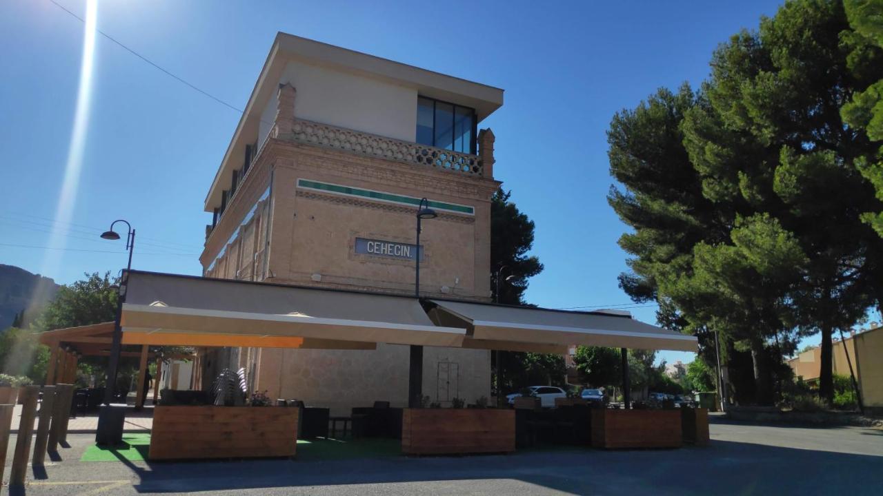 Albergue La Estacion เซฮิน ภายนอก รูปภาพ