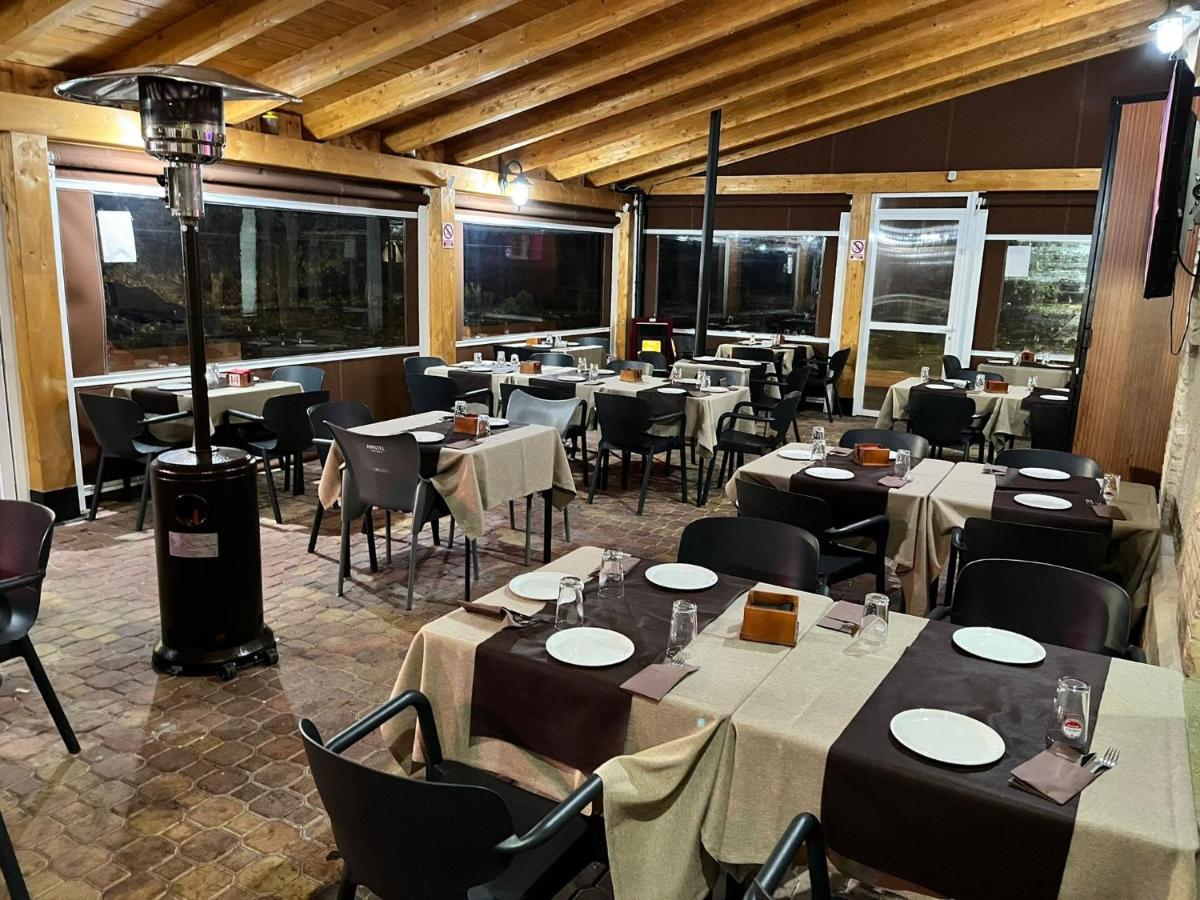 Albergue La Estacion เซฮิน ภายนอก รูปภาพ